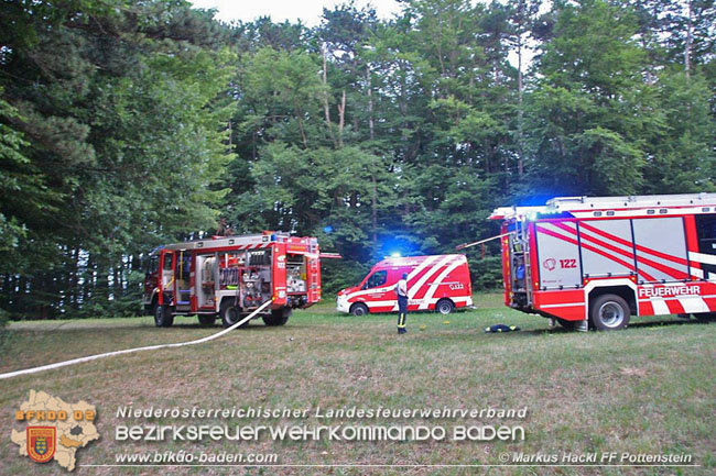 20210713 Waldbrand in Pottenstein Foto: ASB ÖA Markus Hackl Freiwillige Feuerwehr Pottenstein 20210713 Waldbrand in Pottenstein Foto: ASB ÖA Markus Hackl Freiwillige Feuerwehr Pottenstein