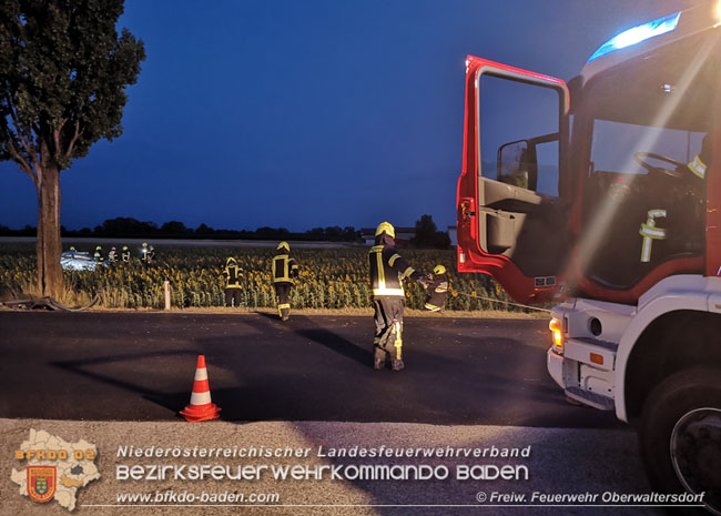20210717 Verkehrsunfall zwischen Oberwaltersdorf und Ebreichsdorf auf der B210   Foto: © FF Oberwaltersdorf