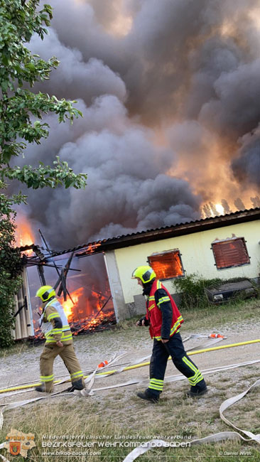 20210723 Feuerwehr-Großeinsatz bei Brand einer Halle in Kottingbrunn Foto: © Daniel Wirth 20210723 Feuerwehr-Großeinsatz bei Brand einer Halle in Kottingbrunn Foto: © Daniel Wirth