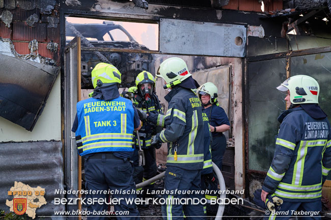 20210723 Feuerwehr-Großeinsatz bei Brand einer Halle in Kottingbrunn Foto: © Bernd Taxberger 20210723 Feuerwehr-Großeinsatz bei Brand einer Halle in Kottingbrunn Foto: © Bernd Taxberger