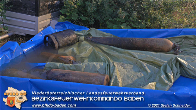 20210723 Feuerwehr-Großeinsatz bei Brand einer Halle in Kottingbrunn Foto: © Stefan Schneider 20210723 Feuerwehr-Großeinsatz bei Brand einer Halle in Kottingbrunn Foto: © Stefan Schneider