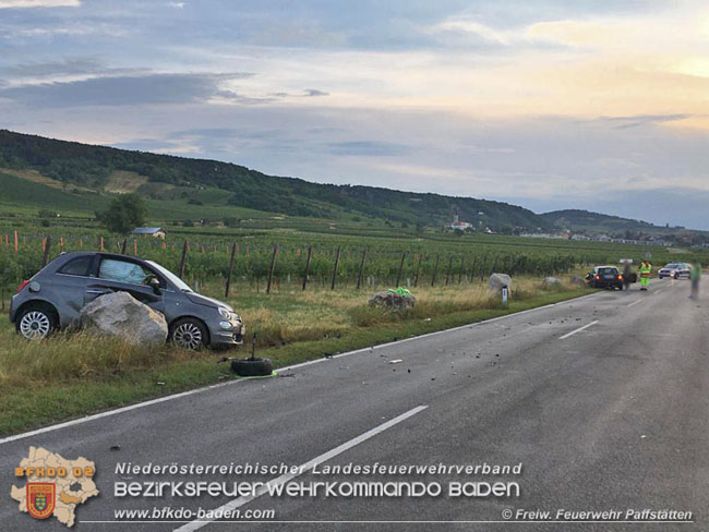 20210725 Verkehrsunfall zwischen zweier Kleinwagen auf der Weinbergstraße zwischen Pfaffstätten und Gumpoldskirchen  Foto: © Freiwillige Feuerwehr Pfaffstätten