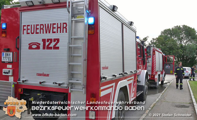 20210731 Verkehrsunfall in Baden Vöslauerstraße  Foto: © Stefan Schneider