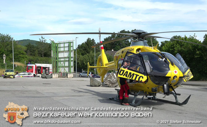 20210731 Verkehrsunfall in Baden Vöslauerstraße  Foto: © Stefan Schneider