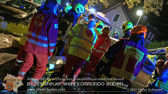 20210809 Verkehrsunfall bei der Ortseinfahrt Tribuswinkel Foto: © Stefan Schneider 20210809 Verkehrsunfall bei der Ortseinfahrt Tribuswinkel Foto: © Stefan Schneider