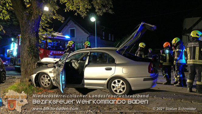 20210809 Verkehrsunfall bei der Ortseinfahrt Tribuswinkel Foto: © Stefan Schneider 20210809 Verkehrsunfall bei der Ortseinfahrt Tribuswinkel Foto: © Stefan Schneider