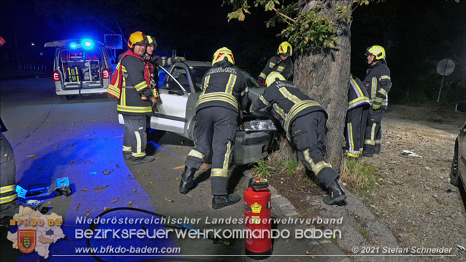 20210809 Verkehrsunfall bei der Ortseinfahrt Tribuswinkel Foto: © Stefan Schneider 20210809 Verkehrsunfall bei der Ortseinfahrt Tribuswinkel Foto: © Stefan Schneider