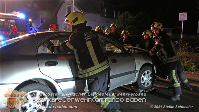 20210809 Verkehrsunfall bei der Ortseinfahrt Tribuswinkel Foto: © Stefan Schneider 20210809 Verkehrsunfall bei der Ortseinfahrt Tribuswinkel Foto: © Stefan Schneider