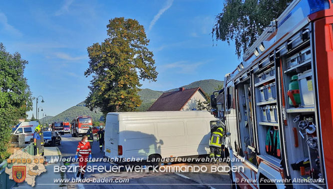 20210910 Schwerer Verkehrsunfall auf der B18 bei Altenmarkt/Thenneberg Foto: © Freiwillige Feuerwehr Altenmarkt/Triesting 20210910 Schwerer Verkehrsunfall auf der B18 bei Altenmarkt/Thenneberg Foto: © Freiwillige Feuerwehr Altenmarkt/Triesting