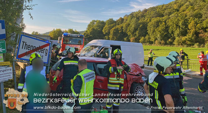 20210910 Schwerer Verkehrsunfall auf der B18 bei Altenmarkt/Thenneberg Foto: © Freiwillige Feuerwehr Altenmarkt/Triesting 20210910 Schwerer Verkehrsunfall auf der B18 bei Altenmarkt/Thenneberg Foto: © Freiwillige Feuerwehr Altenmarkt/Triesting