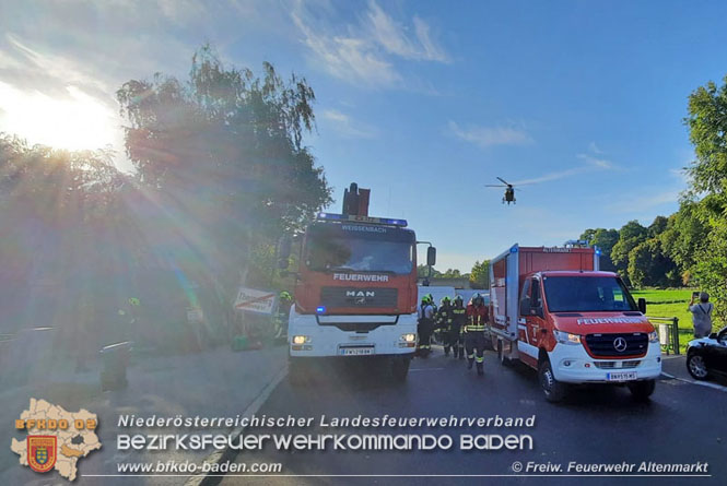 20210910 Schwerer Verkehrsunfall auf der B18 bei Altenmarkt/Thenneberg Foto: © Freiwillige Feuerwehr Altenmarkt/Triesting 20210910 Schwerer Verkehrsunfall auf der B18 bei Altenmarkt/Thenneberg Foto: © Freiwillige Feuerwehr Altenmarkt/Triesting