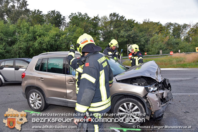20210914 Verkehrsunfall mit 2 Fahrzeugen im Frühverkehr   Fotos: © Thomas Lenger Monatsrevue