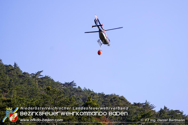 20211027 KHD Einsatz Waldbrand Hirschwang an der Rax Bezirk Neunkirchen Foto: Ing. Daniel Bartmann 20211027 KHD Einsatz Waldbrand Hirschwang an der Rax Bezirk Neunkirchen Foto: Ing. Daniel Bartmann