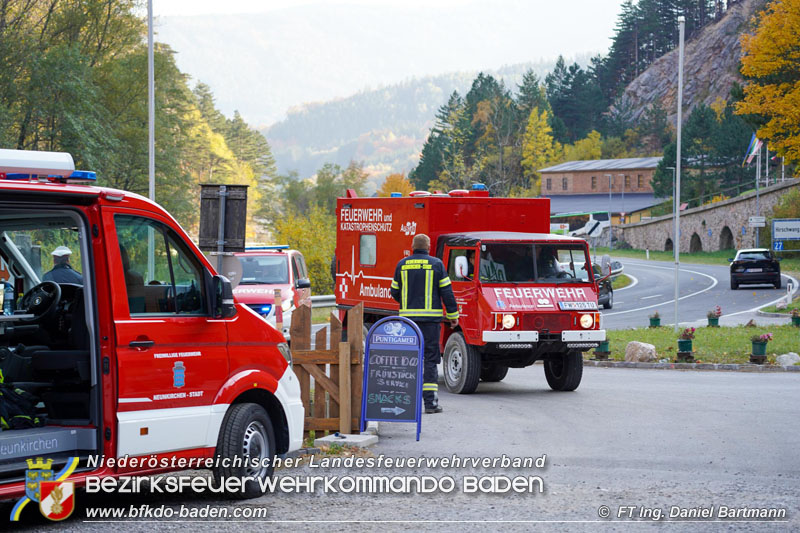 20211027 KHD Einsatz Waldbrand Hirschwang an der Rax Bezirk Neunkirchen Foto: Ing. Daniel Bartmann 20211027 KHD Einsatz Waldbrand Hirschwang an der Rax Bezirk Neunkirchen Foto: Ing. Daniel Bartmann