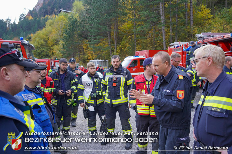 20211027 KHD Einsatz Waldbrand Hirschwang an der Rax Bezirk Neunkirchen Foto: Ing. Daniel Bartmann 20211027 KHD Einsatz Waldbrand Hirschwang an der Rax Bezirk Neunkirchen Foto: Ing. Daniel Bartmann