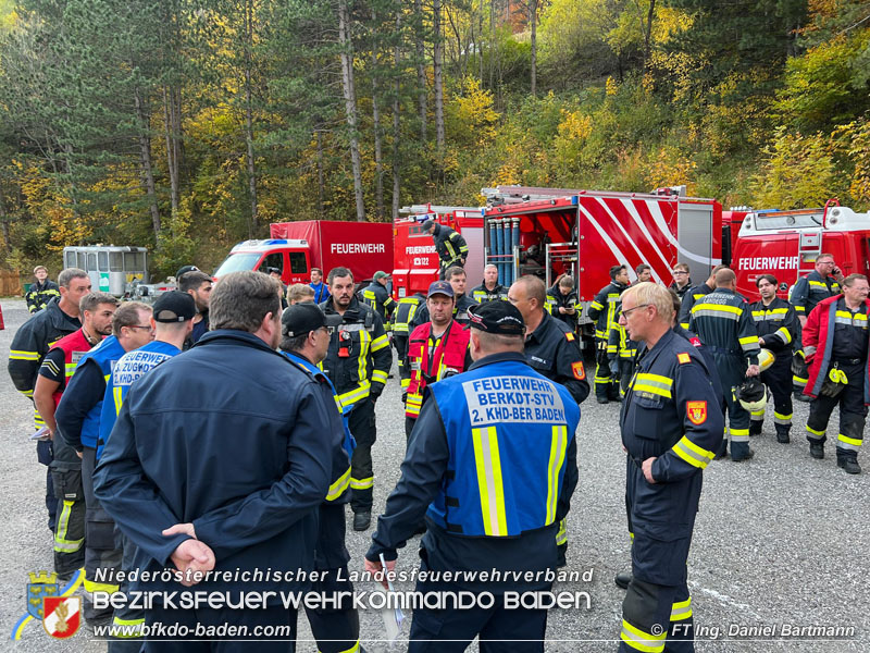 20211027 KHD Einsatz Waldbrand Hirschwang an der Rax Bezirk Neunkirchen Foto: Ing. Daniel Bartmann 20211027 KHD Einsatz Waldbrand Hirschwang an der Rax Bezirk Neunkirchen Foto: Ing. Daniel Bartmann