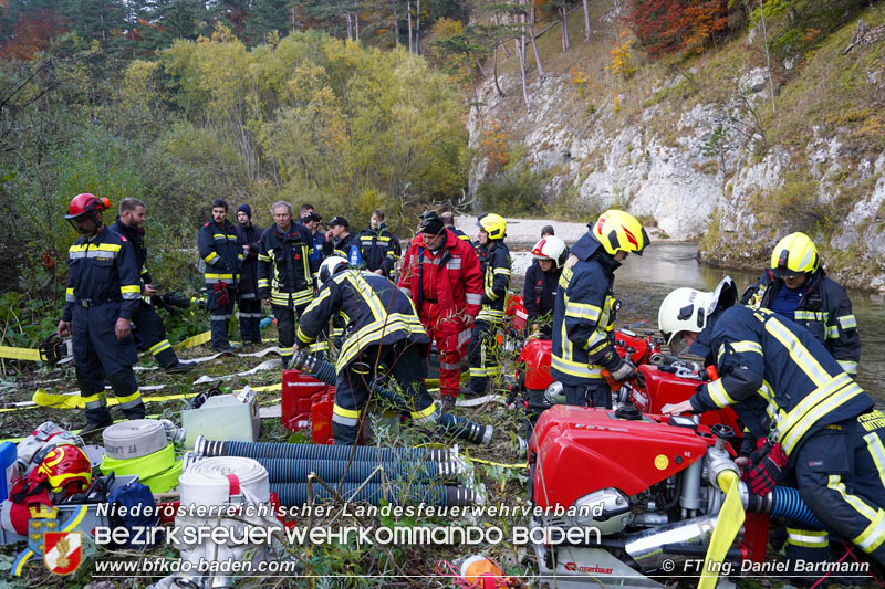20211027 KHD Einsatz Waldbrand Hirschwang an der Rax Bezirk Neunkirchen Foto: Ing. Daniel Bartmann 20211027 KHD Einsatz Waldbrand Hirschwang an der Rax Bezirk Neunkirchen Foto: Ing. Daniel Bartmann