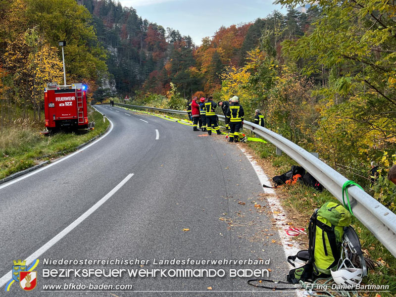 20211027 KHD Einsatz Waldbrand Hirschwang an der Rax Bezirk Neunkirchen Foto: Ing. Daniel Bartmann 20211027 KHD Einsatz Waldbrand Hirschwang an der Rax Bezirk Neunkirchen Foto: Ing. Daniel Bartmann