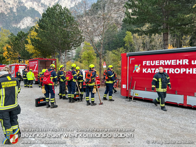 20211027 KHD Einsatz Waldbrand Hirschwang an der Rax Bezirk Neunkirchen Foto: Ing. Daniel Bartmann 20211027 KHD Einsatz Waldbrand Hirschwang an der Rax Bezirk Neunkirchen Foto: Ing. Daniel Bartmann