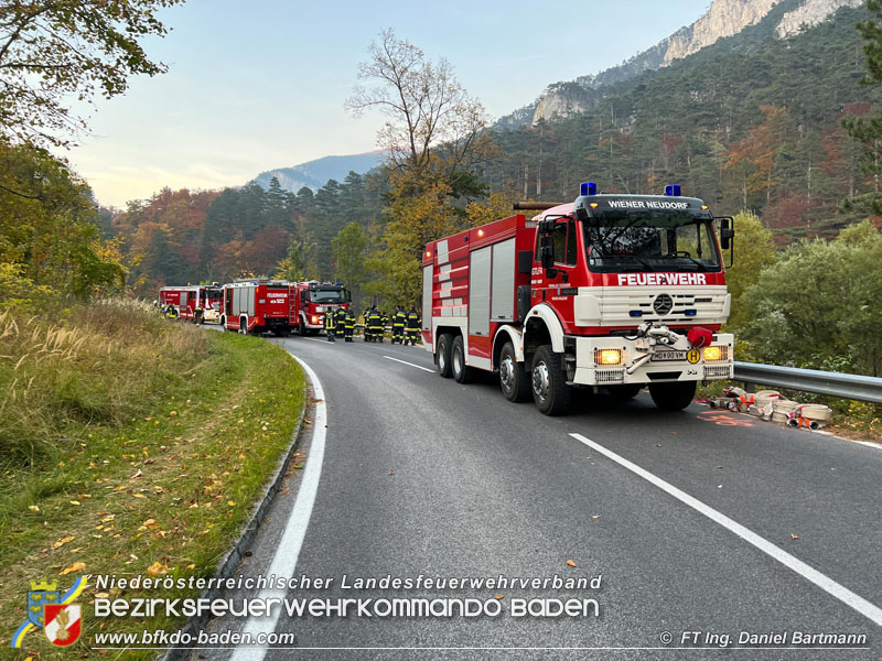 20211027 KHD Einsatz Waldbrand Hirschwang an der Rax Bezirk Neunkirchen Foto: Ing. Daniel Bartmann 20211027 KHD Einsatz Waldbrand Hirschwang an der Rax Bezirk Neunkirchen Foto: Ing. Daniel Bartmann