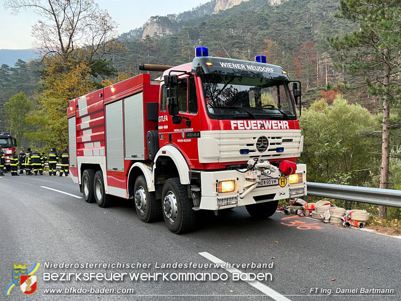 20211027 KHD Einsatz Waldbrand Hirschwang an der Rax Bezirk Neunkirchen Foto: Ing. Daniel Bartmann 20211027 KHD Einsatz Waldbrand Hirschwang an der Rax Bezirk Neunkirchen Foto: Ing. Daniel Bartmann