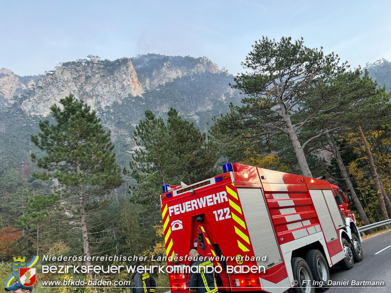 20211027 KHD Einsatz Waldbrand Hirschwang an der Rax Bezirk Neunkirchen Foto: Ing. Daniel Bartmann 20211027 KHD Einsatz Waldbrand Hirschwang an der Rax Bezirk Neunkirchen Foto: Ing. Daniel Bartmann