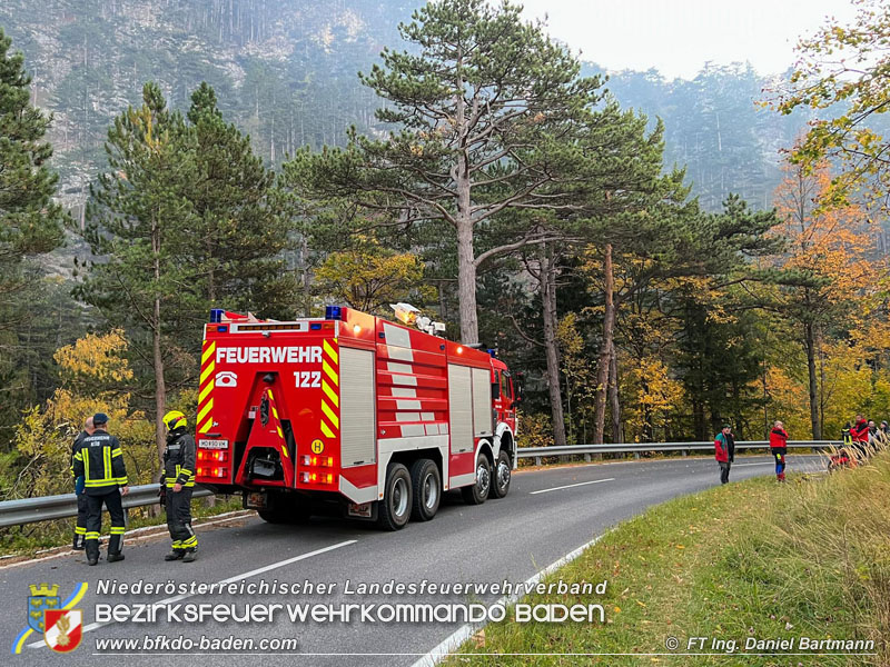 20211027 KHD Einsatz Waldbrand Hirschwang an der Rax Bezirk Neunkirchen Foto: Ing. Daniel Bartmann 20211027 KHD Einsatz Waldbrand Hirschwang an der Rax Bezirk Neunkirchen Foto: Ing. Daniel Bartmann