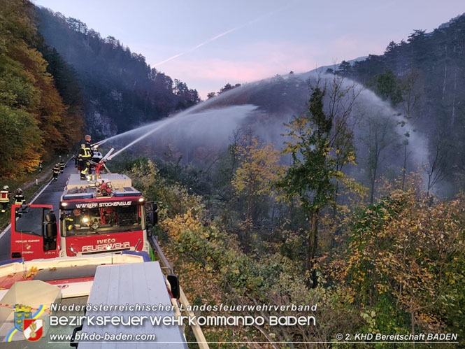 20211027 KHD Einsatz Waldbrand Hirschwang an der Rax Bezirk Neunkirchen Foto: FF Mitterndorf 20211027 KHD Einsatz Waldbrand Hirschwang an der Rax Bezirk Neunkirchen Foto: FF Mitterndorf