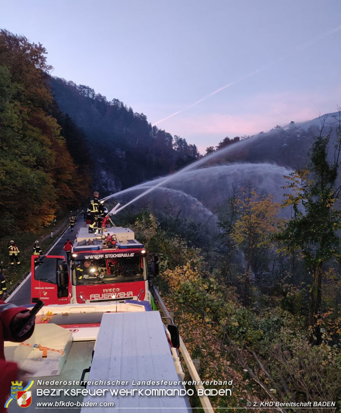 20211027 KHD Einsatz Waldbrand Hirschwang an der Rax Bezirk Neunkirchen Foto: FF Mitterndorf 20211027 KHD Einsatz Waldbrand Hirschwang an der Rax Bezirk Neunkirchen Foto: FF Mitterndorf