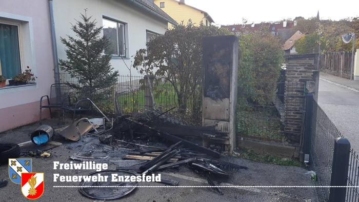 20211102 Brand eines E-Hausanschlusskasten in Enzesfeld  Foto: © Freiwillige Feuerwehr Enzesfeld
