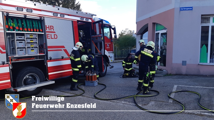 20211102 Brand eines E-Hausanschlusskasten in Enzesfeld  Foto: © Freiwillige Feuerwehr Enzesfeld