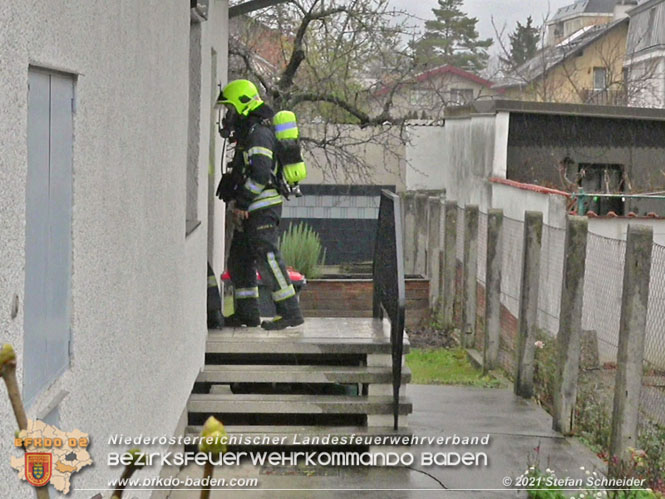 20211126 Braunkohle Briketts lösen CO Alarm in Baden aus Foto: © Stefan Schneider BFKDO BADEN 20211126 Braunkohle Briketts lösen CO Alarm in Baden aus Foto: © Stefan Schneider BFKDO BADEN