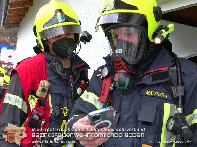 20211126 Braunkohle Briketts lösen CO Alarm in Baden aus Foto: © Stefan Schneider BFKDO BADEN 20211126 Braunkohle Briketts lösen CO Alarm in Baden aus Foto: © Stefan Schneider BFKDO BADEN