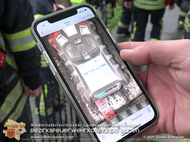 20211126 Braunkohle Briketts lösen CO Alarm in Baden aus Foto: © Stefan Schneider BFKDO BADEN 20211126 Braunkohle Briketts lösen CO Alarm in Baden aus Foto: © Stefan Schneider BFKDO BADEN