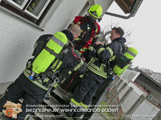 20211126 Braunkohle Briketts lösen CO Alarm in Baden aus Foto: © Stefan Schneider BFKDO BADEN 20211126 Braunkohle Briketts lösen CO Alarm in Baden aus Foto: © Stefan Schneider BFKDO BADEN