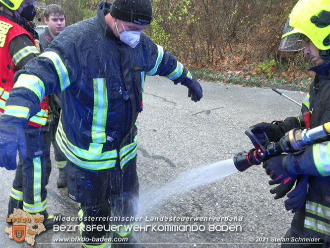 20211126 Braunkohle Briketts lösen CO Alarm in Baden aus Foto: © Stefan Schneider BFKDO BADEN 20211126 Braunkohle Briketts lösen CO Alarm in Baden aus Foto: © Stefan Schneider BFKDO BADEN