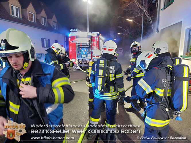 20211216 Nächtlicher Brand in einem Enzesfelder Fleischereibetrieb   Foto: © Freiwillige Feuerwehr Enzesfeld / Reinhard Wafrek 