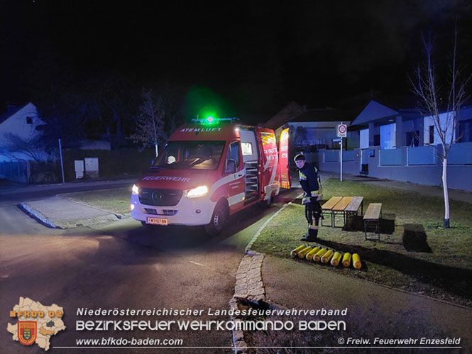 20211216 Nächtlicher Brand in einem Enzesfelder Fleischereibetrieb   Foto: © Freiwillige Feuerwehr Enzesfeld / Reinhard Wafrek 