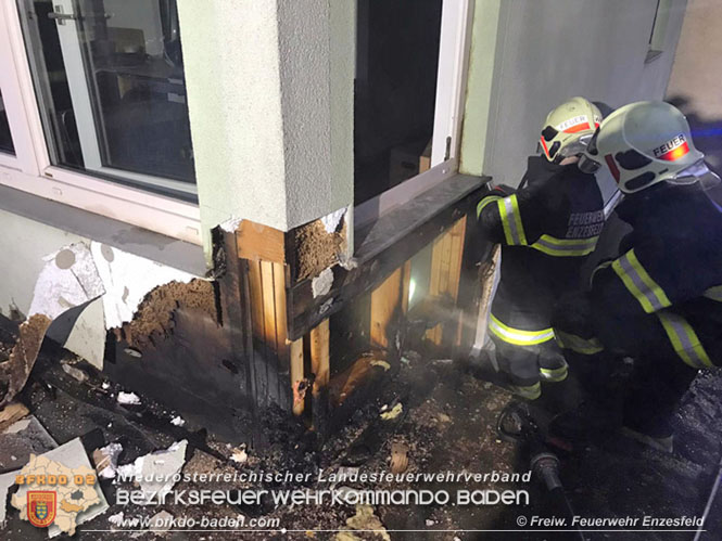 20211216 Nächtlicher Brand in einem Enzesfelder Fleischereibetrieb   Foto: © Freiwillige Feuerwehr Enzesfeld / Reinhard Wafrek 