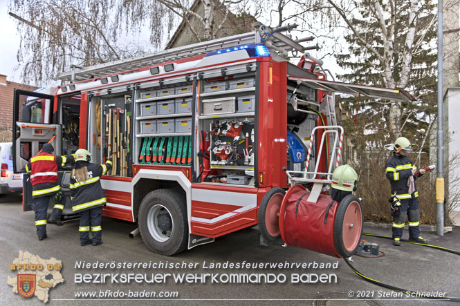 20211216 Nächtlicher Brand in einem Enzesfelder Fleischereibetrieb   Foto: © Stefan Schneider BFKDO Baden