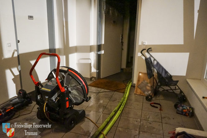 20211222 Wohnungsbrand in Mehrparteienhaus   Foto: Freiwillige Feuerwehr Trumau