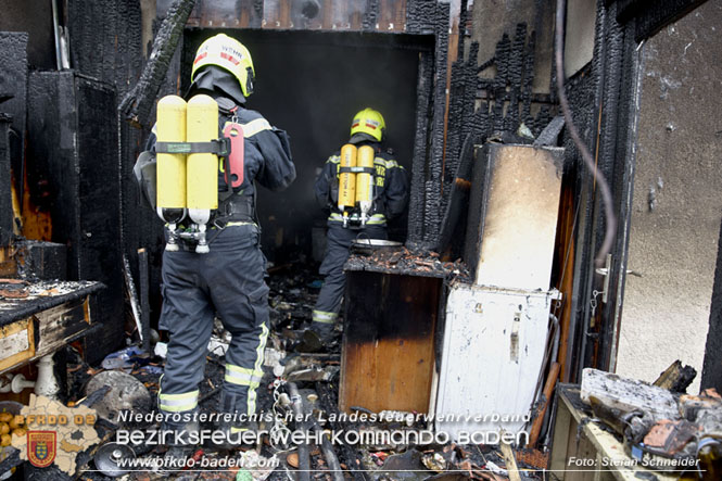 20211227 Wohnhausbrand in Traiskirchen Ortsteil Moellersdorf Foto: Stefan Schneider BFKDO Baden 20211227 Wohnhausbrand in Traiskirchen Ortsteil Moellersdorf Foto: Stefan Schneider BFKDO Baden