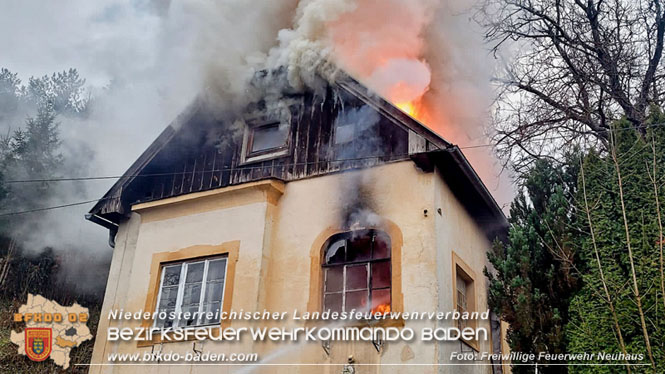 20220110 Wohnhausbrand in Neuhaus Foto: Freiwillige Feuerwehr Neuhaus 20220110 Wohnhausbrand in Neuhaus Foto: Freiwillige Feuerwehr Neuhaus