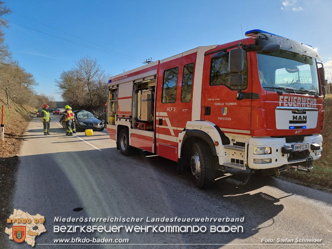 20220118 Spektakulärer Verkehrsunfall auf der L4010 bei Pfaffstätten  Foto: Stefan Schneider