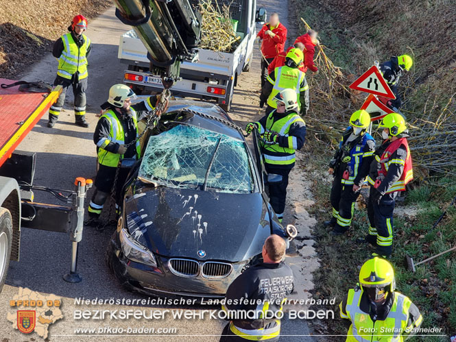 20220118 Spektakulärer Verkehrsunfall auf der L4010 bei Pfaffstätten  Foto: Stefan Schneider