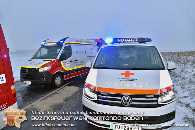 20220124 Verkehrsunfall mit Menschenrettung auf der L161 zwischen Reisenberg und Gramatneusiedl Foto: Thomas Lenger Monatsrevue.at 20220124 Verkehrsunfall mit Menschenrettung auf der L161 zwischen Reisenberg und Gramatneusiedl Foto: Thomas Lenger Monatsrevue.at