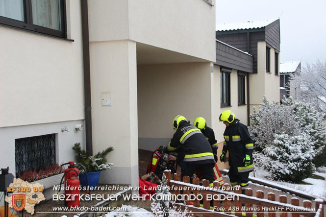 20220124 Wohnhausbrand in Berndorf - 3 Feuerwehren standen im Löscheinsatz   Foto: ASB Markus Hackl FF Pottenstein