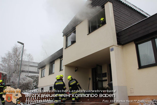20220124 Wohnhausbrand in Berndorf - 3 Feuerwehren standen im Löscheinsatz   Foto: ASB Markus Hackl FF Pottenstein