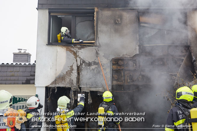 20220124 Wohnhausbrand in Berndorf - 3 Feuerwehren standen im Löscheinsatz   Foto: © Bernd Taxberger BFK Baden