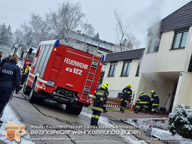 20220124 Wohnhausbrand in Berndorf - 3 Feuerwehren standen im Löscheinsatz   Foto: Stefan Schneider BFK Baden